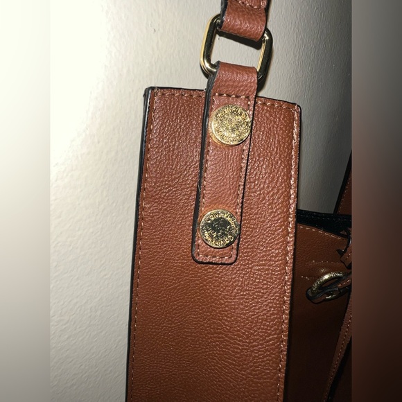 Calvin Klein Chestnut Brown Leather Shoulder Bag with Gold Accents - Picture 2 of 8